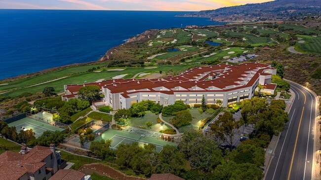 Building Photo - Panoramic Ocean Views and Resort Lifestyle...