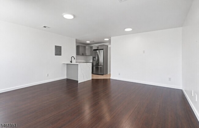 Foto del edificio - 700 4th Ave