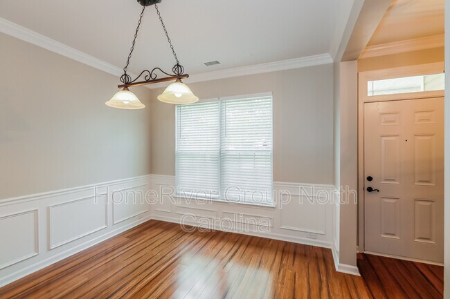 Foto del edificio - 1009 Brook Valley Run