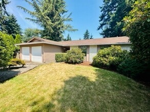Building Photo - 14406 SE 19th Pl