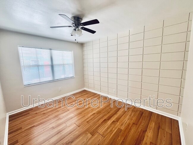 Foto del edificio - 321 24th Ave N