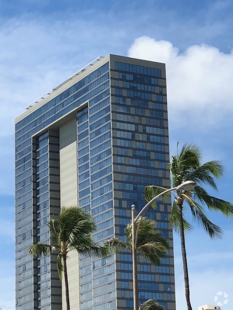 Building Photo - 1009 Kapiolani Blvd