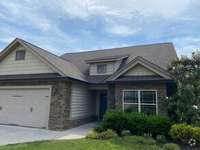 Building Photo - 3796 Willow Lake Cir