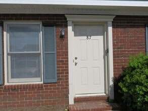 Building Photo - 140 Lanier Dr