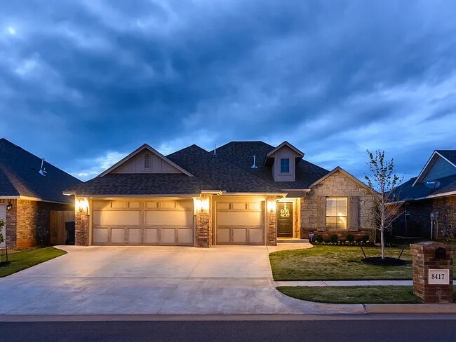 Building Photo - 8417 NW 141st Cir