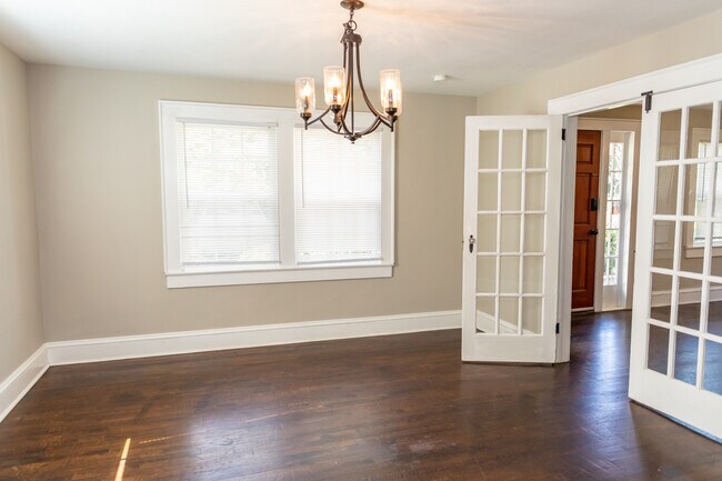 Foto del edificio - 523 Kentwood St SW