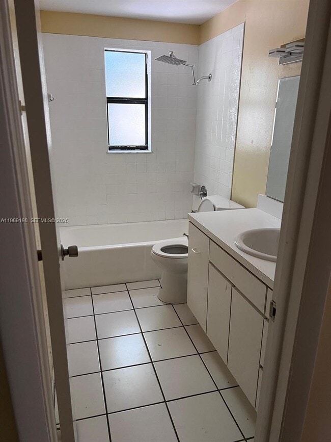 Foto del edificio - 2608 E 97th Ave