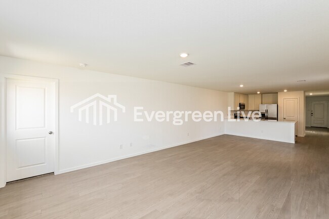 Foto del edificio - 10818 Bird Of Paradise Ln