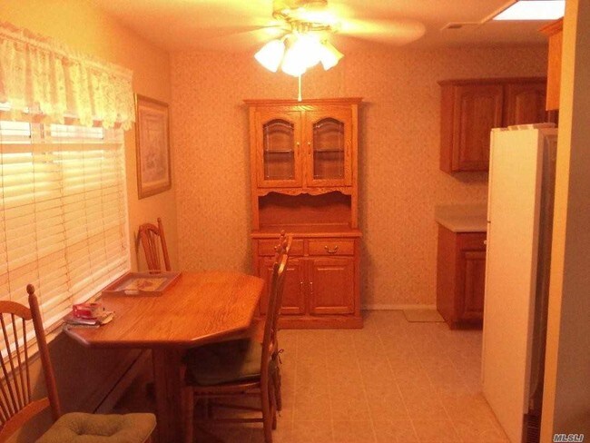 Building Photo - 229 Blackpool Ct