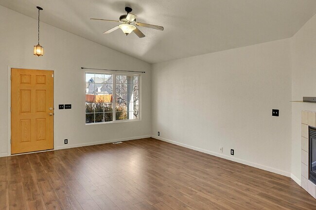 Building Photo - $2,025 - 3 Bed, 2 Bath Home in Fountain with Central AC, Laundry, and Fenced in Yard