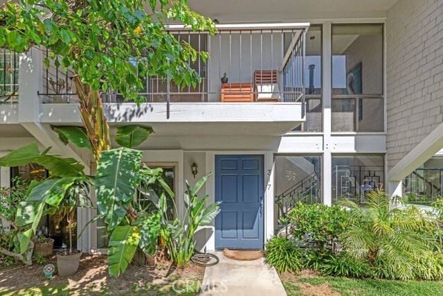 Building Photo - 317 Dahlia Pl