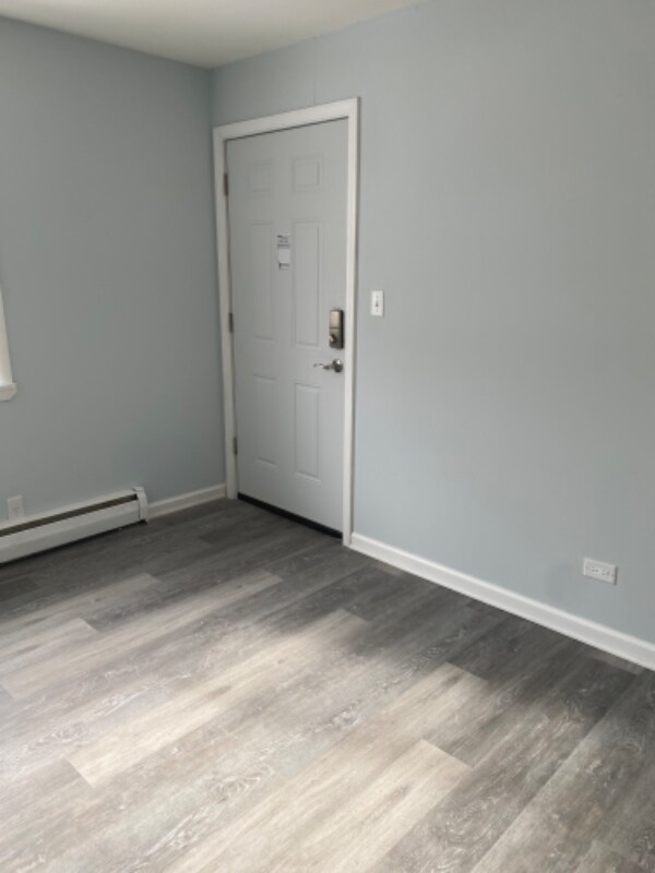 Photo - 398 N 3rd Ave Apartment