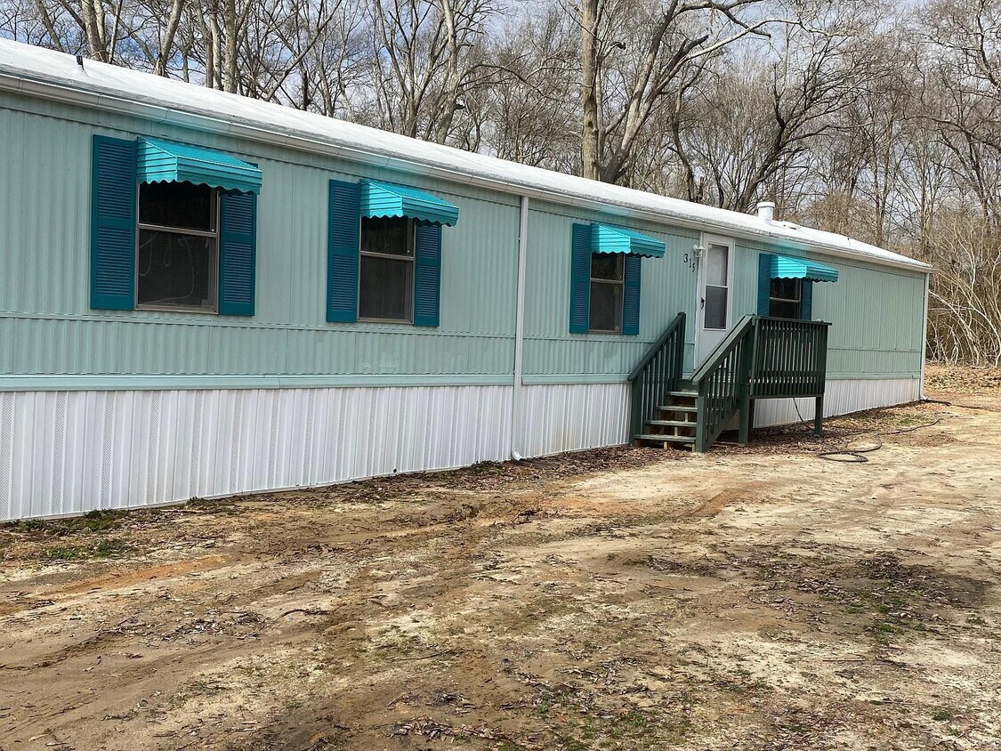 Building Photo - 315 Shirley Cir