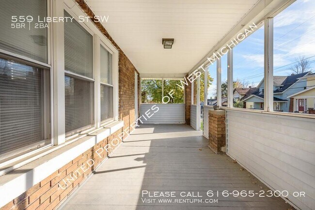 Foto del edificio - 559 Liberty St SW