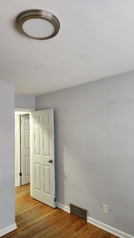 Building Photo - 2223-2223 7th Ave