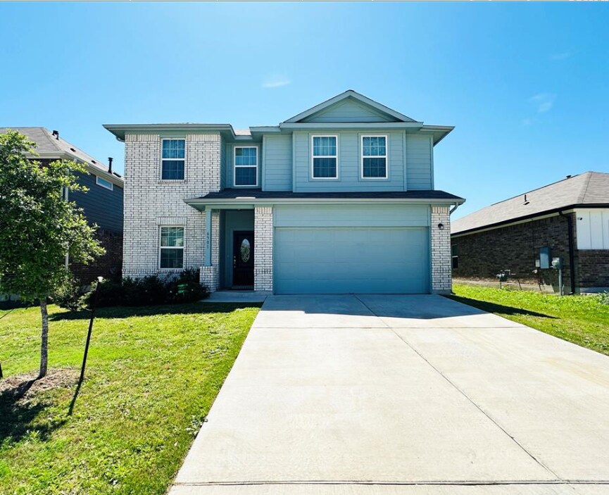 Foto principal - 6501 Golden Bough Ln