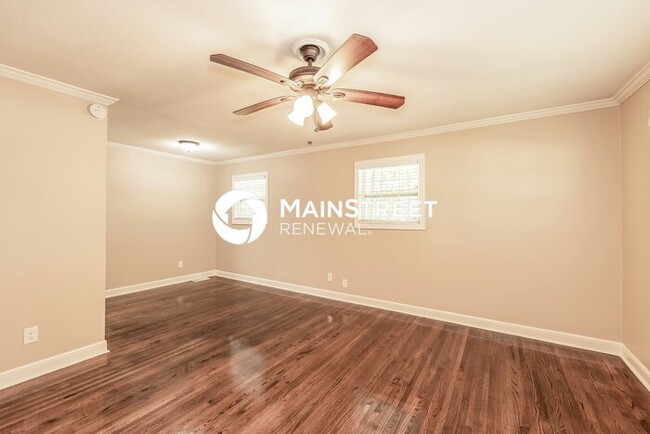 Building Photo - 1129 Roebuck Lawn Dr