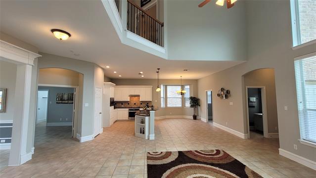 Building Photo - 4221 Crestfield Dr