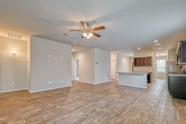 Building Photo - 14122 Silver Falls Ct