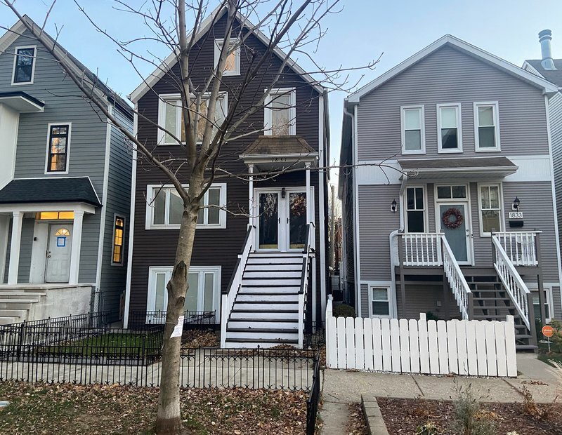 Foto principal - 1831 W Fletcher St