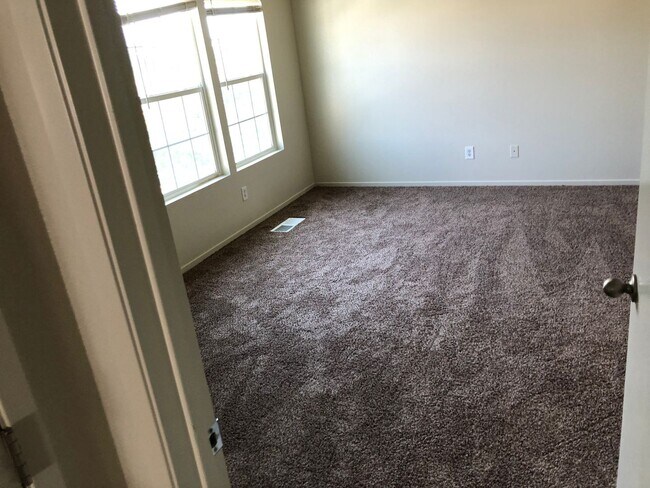 Foto del edificio - 3 bedroom 2 bath home for rent