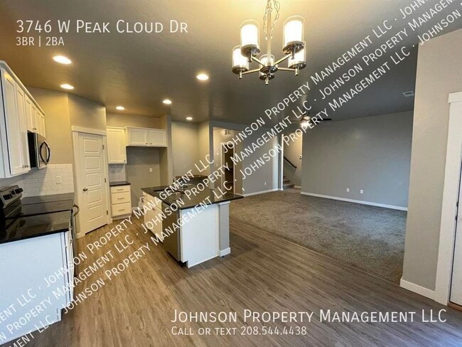 Building Photo - 3746 W Peak Cloud Dr