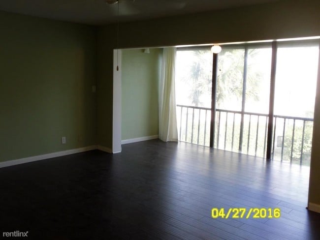 Building Photo - 2395 Jaeger Dr