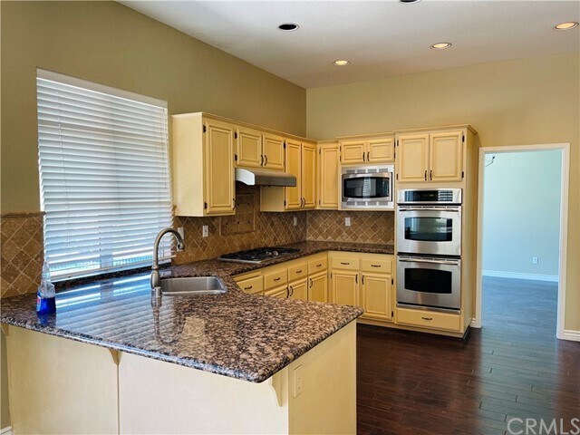 Building Photo - 21 Mirino Dr