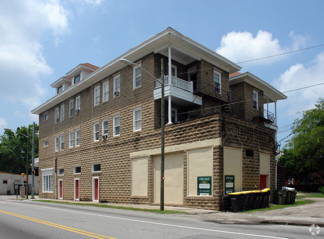 Building Photo - 1018 E Anderson St