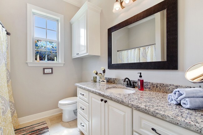 Building Photo - Home for Lease