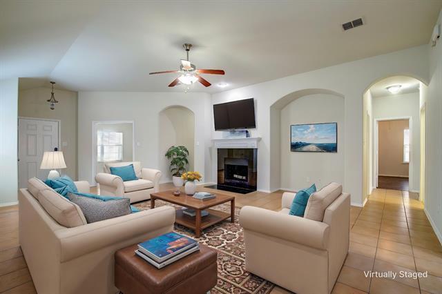 Building Photo - 2011 Zavala Dr
