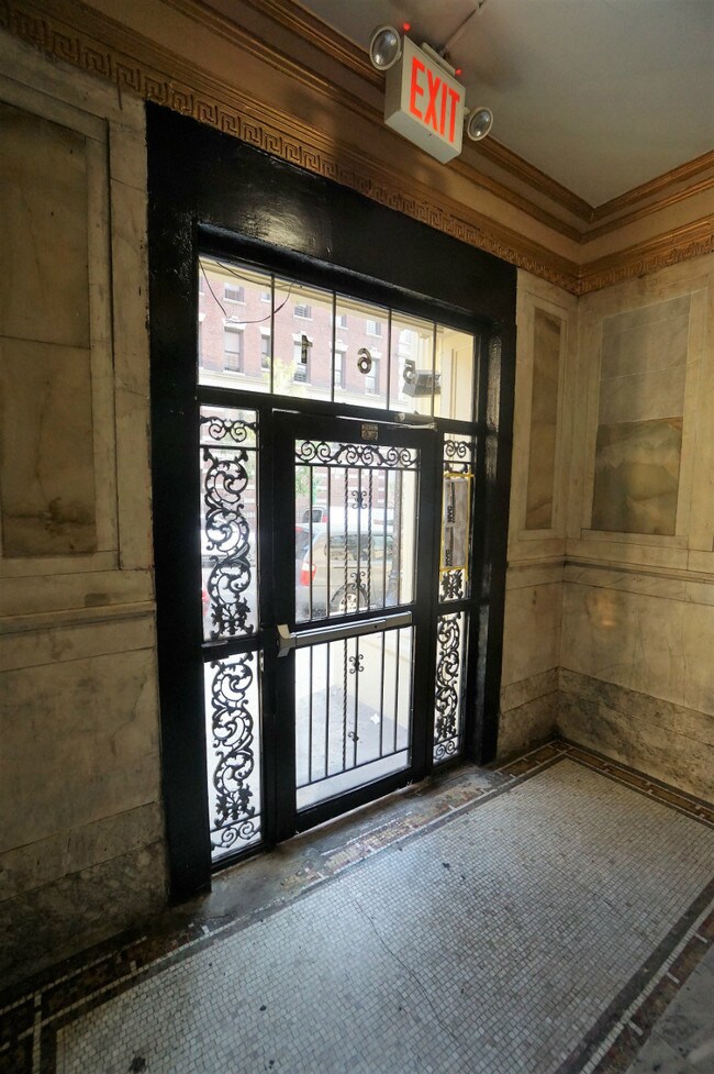 Building Photo - 561 W 147th St