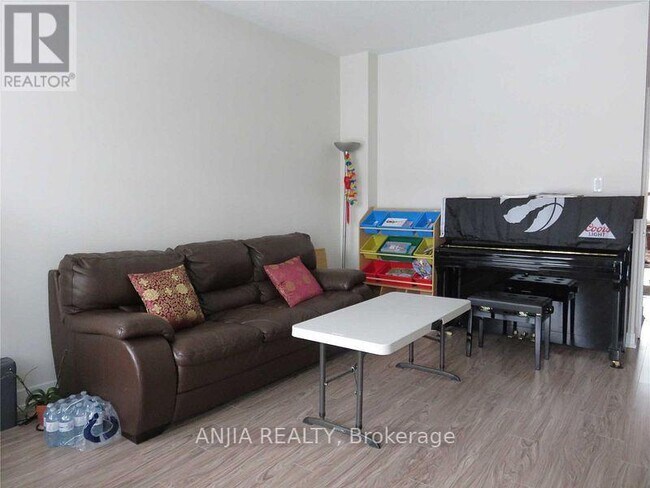 Building Photo - 73 Barrister Ave