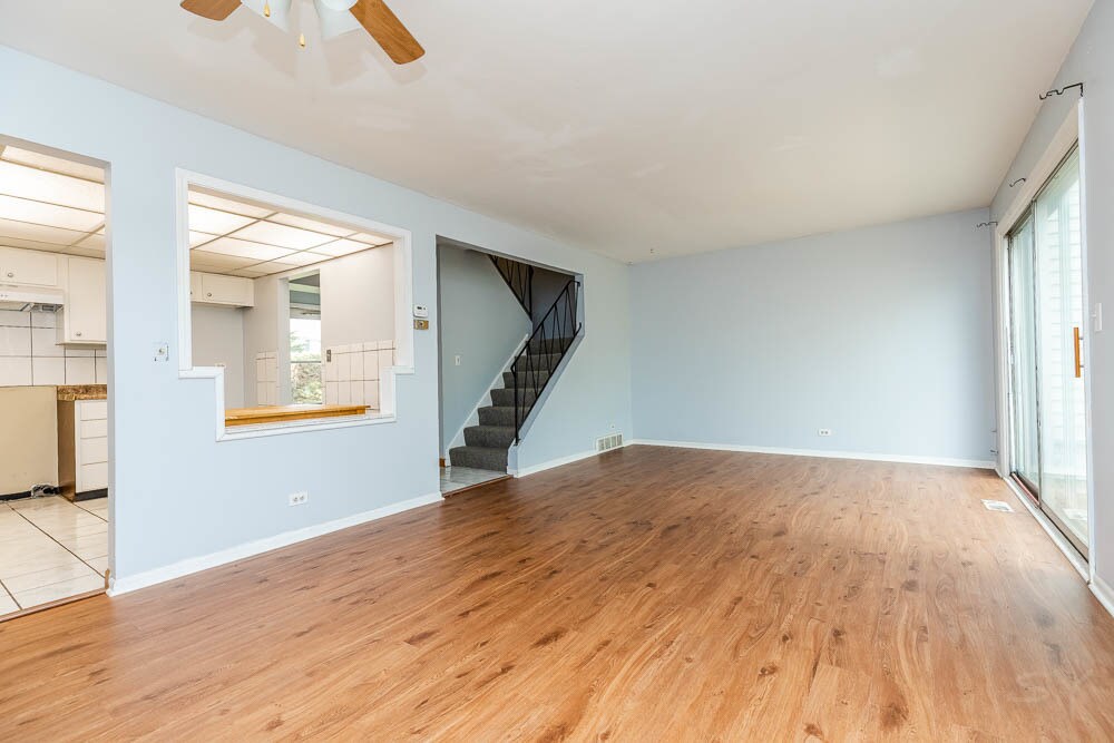 226 Walker Dr, Bolingbrook, IL 60440 Townhome Rentals in Bolingbrook