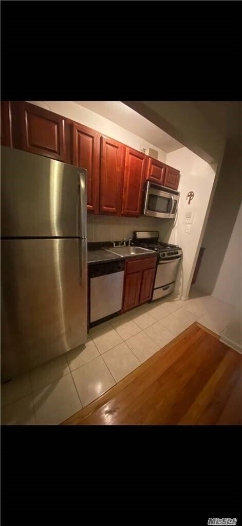 Foto del edificio - 83-83 118th St