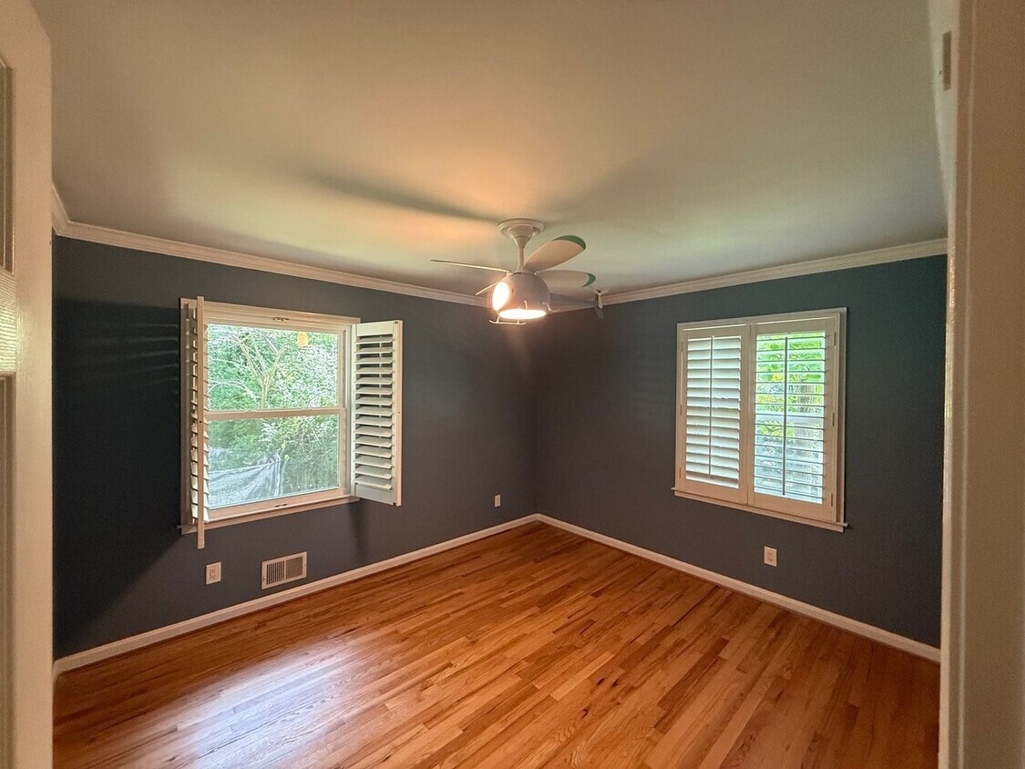 Foto principal - Charming 3BR Duplex in Marietta