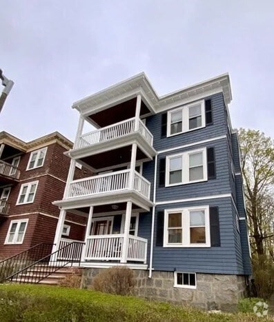 Building Photo - 67 Whitten St