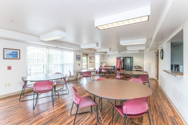 Foto del edificio - 14 Frontier Ridge Ct