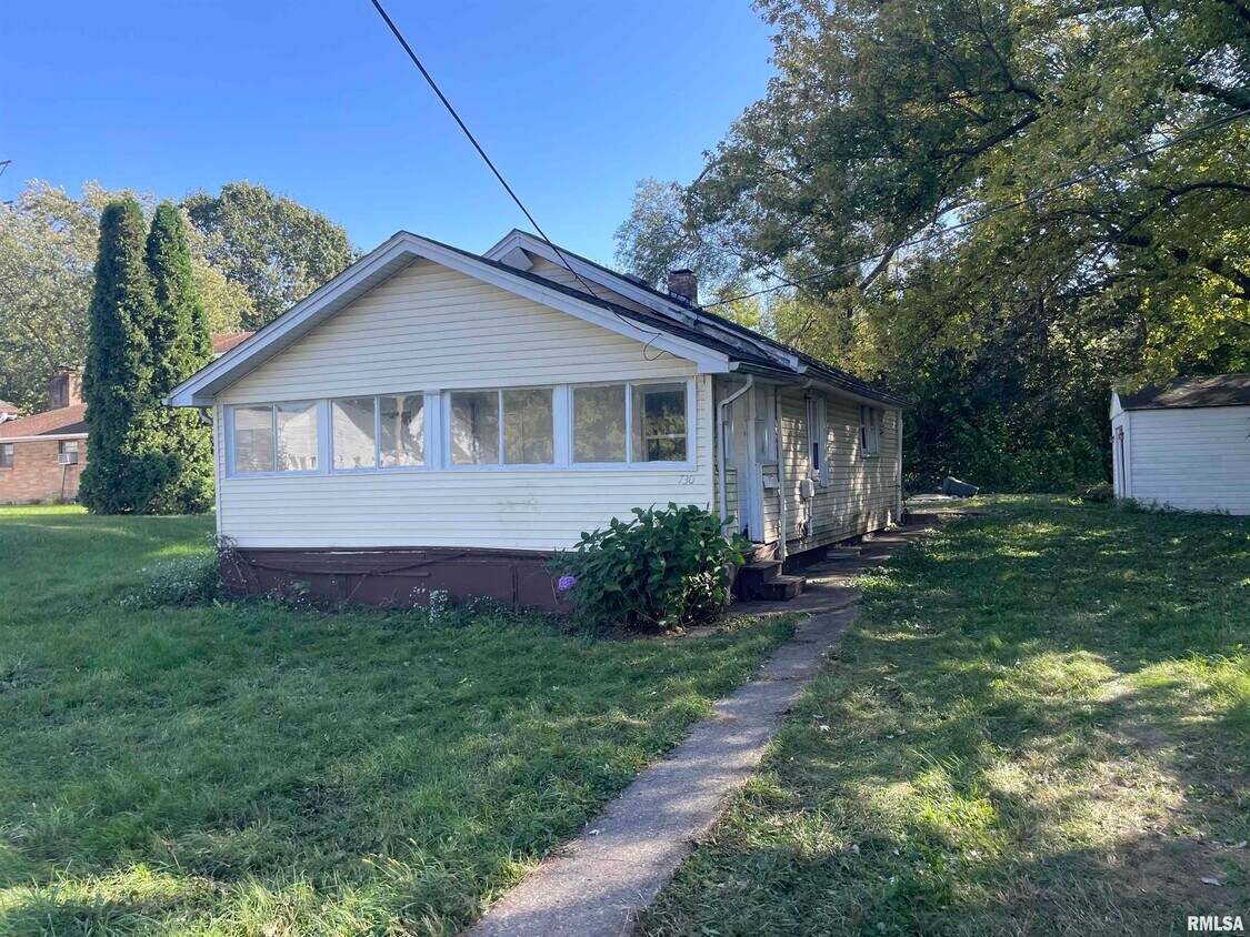 730 E Willcox Ave, Peoria, IL 61603 House Rental in Peoria, IL
