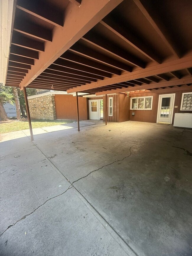 Foto del edificio - 9 Elkhorn Ln