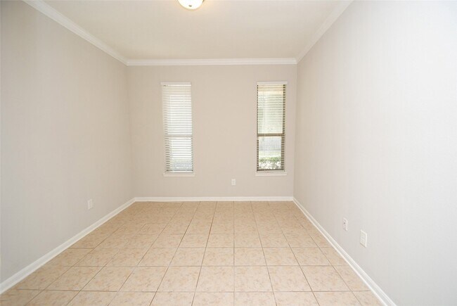Building Photo - 16522 Old Saybrook Dr