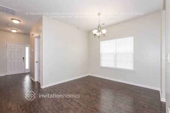 Foto del edificio - 9022 Glenashley Dr