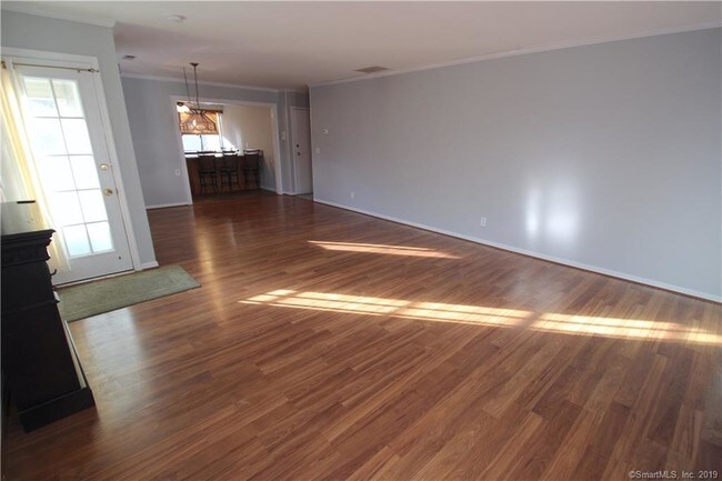 Building Photo - 72 Lance Cir