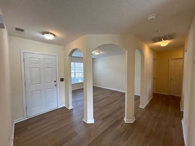 Building Photo - 13340 Arbor Meadows Ct