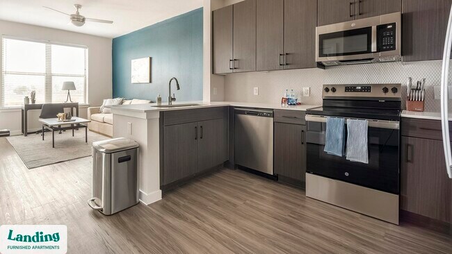 Building Photo - 14015 Univ Pass