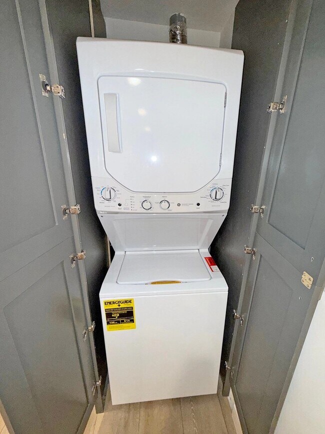 Foto del edificio - 5308 Sepulveda Blvd