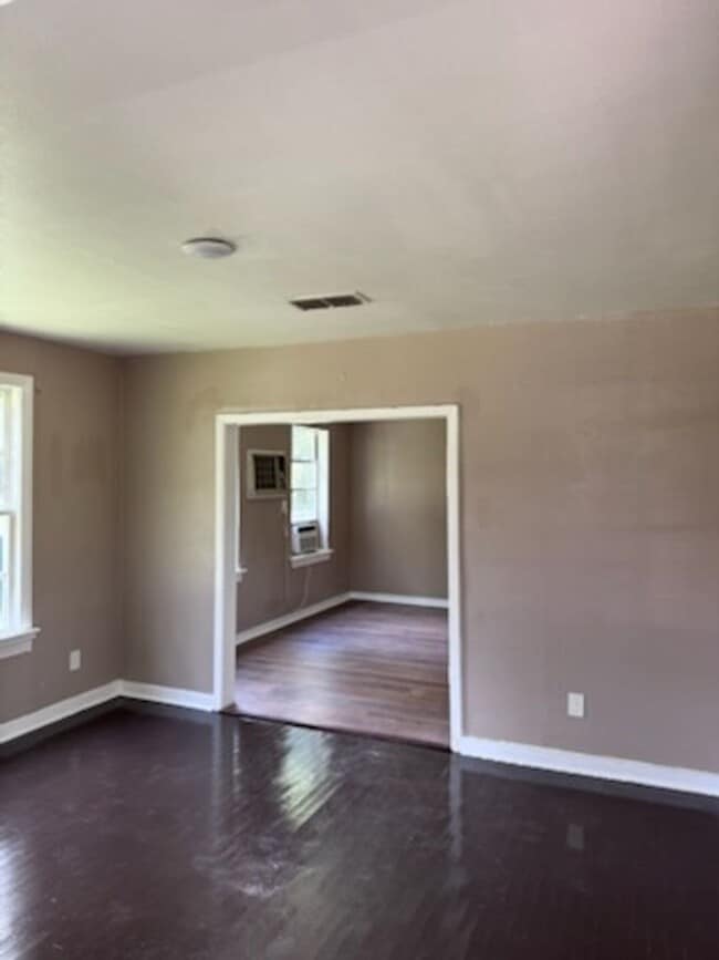 Building Photo - Rental Property