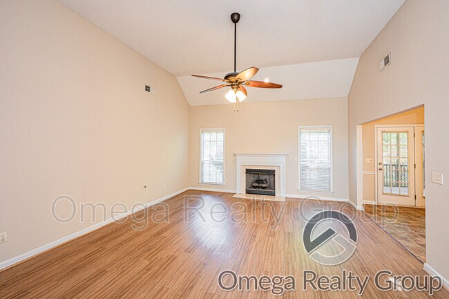 Foto del edificio - 205 Stonehaven Trace