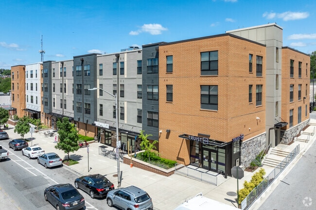 Exterior - Walbrook Mill Apartments