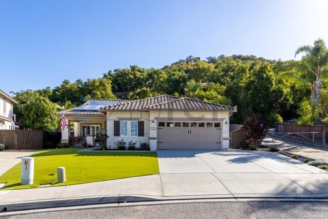Foto del edificio - 3266 Meadow Grass Ln